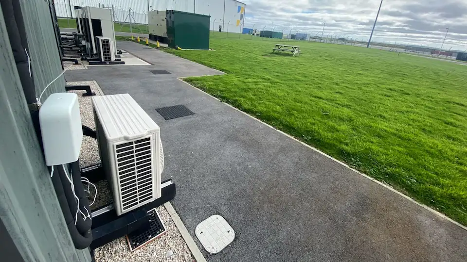 VOC Sampling vs Real-Time Monitoring: The Key To Accurate Air Quality Surveys